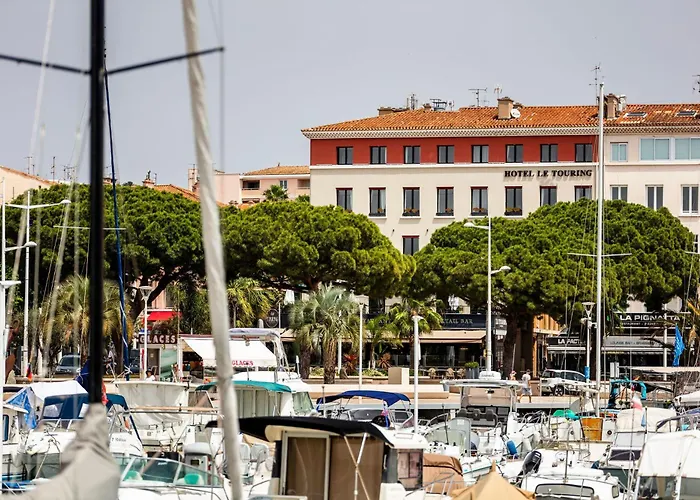 Hôtel accueillant les animaux: Hôtel le Touring